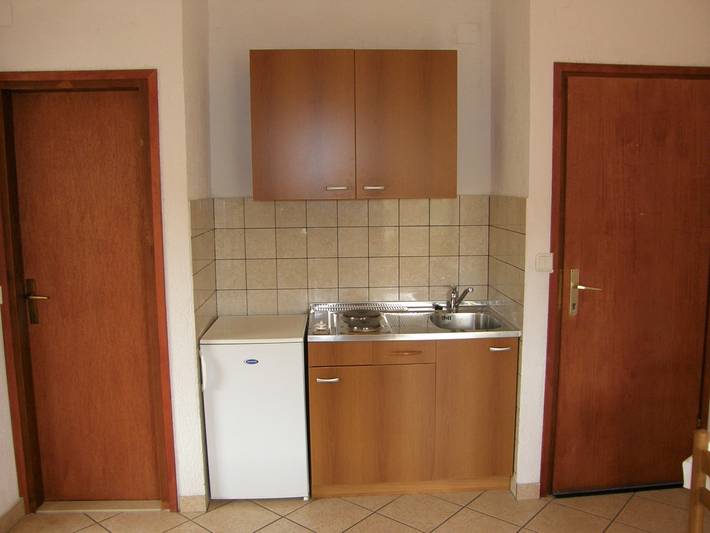 Ferienwohnung für 2 Personen, mit Balkon/Terrasse, mit Haustier in Baska - 2