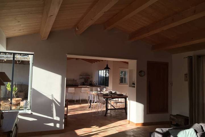 Location de vacances pour 6 personnes, avec terrasse et jardin à Saint-Clément-des-Baleines - 3