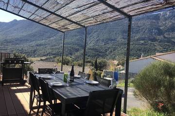 Gîte pour 4 personnes, avec jardin et terrasse, animaux acceptés dans Gorges du Verdouble