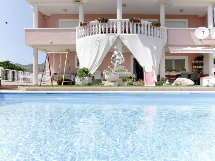 Ferienwohnung für 6 Personen, mit Balkon und Garten in Trogir - 3