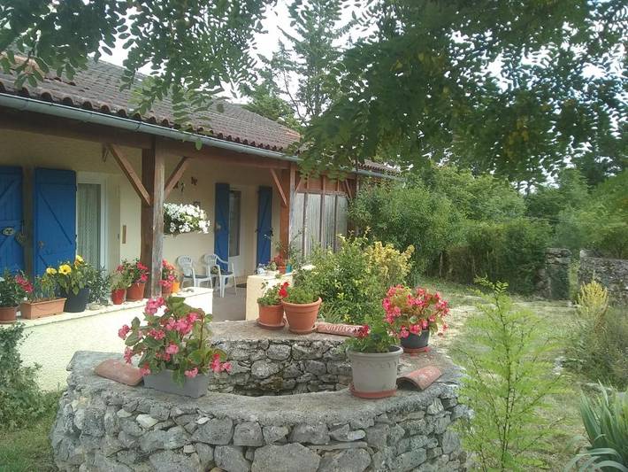 Location de vacances pour 4 personnes, avec Terrasse ainsi que Jardin et Vue à Concots