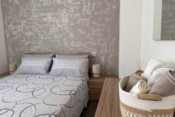 Appartamento intero, New! Cozy apartment in the center, near Qc Salsomaggiore, free parking and Wi-Fi in Salsomaggiore Terme, Provincia di Parma