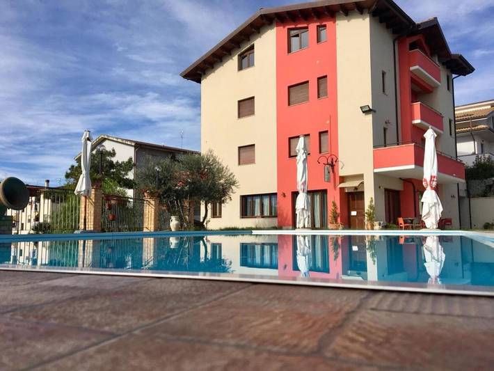 Appartamento per 2 persone, con Piscina e Panorama a Moscufo
