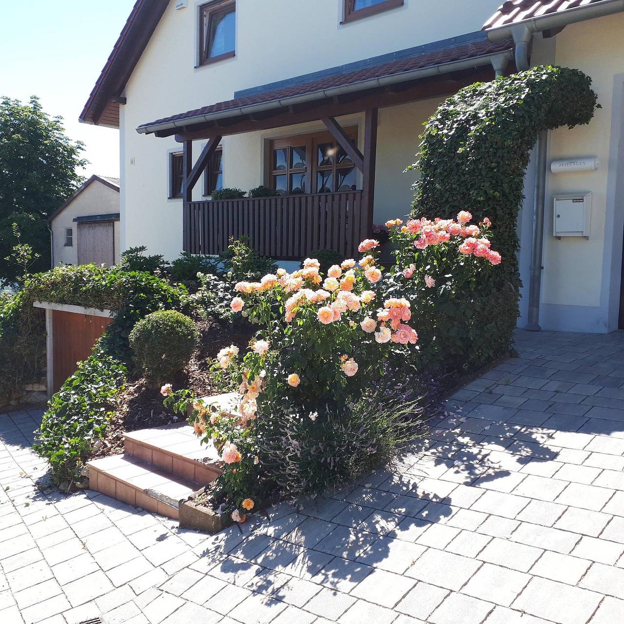 Ferienwohnung-Weigert-Sinzing - Ferienwohnung 1 mit Garten und Terrasse in Sinzing, Ostbayern