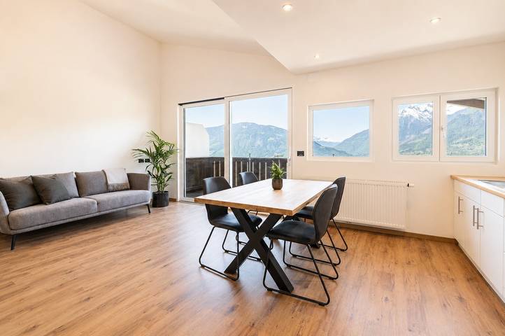 Gîte pour 4 personnes, avec balcon à Scena - 2