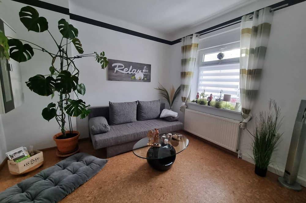 Ganze Wohnung, Ferienwohnung *Zur Weinbergstraße* in Lauta, Lausitzer Seenland
