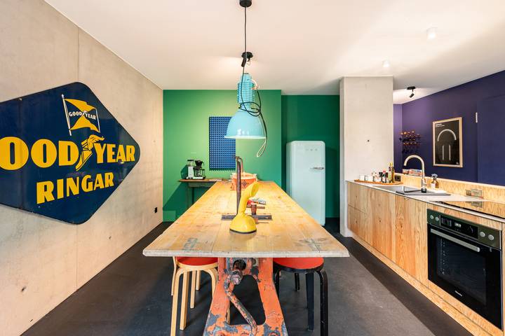 Ganze Ferienwohnung, Friz Art Apartment - Friz 8 - Art Apartment mit 150 qm, 2 Doppelzimmer + 2 Einzelbetten, max. für 6 Personen in Gundelfingen, Südschwarzwald