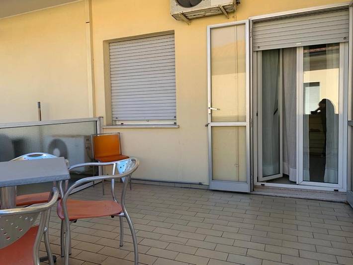 Hôtel pour 3 personnes, avec terrasse et vue, animaux acceptés à Riccione - 4