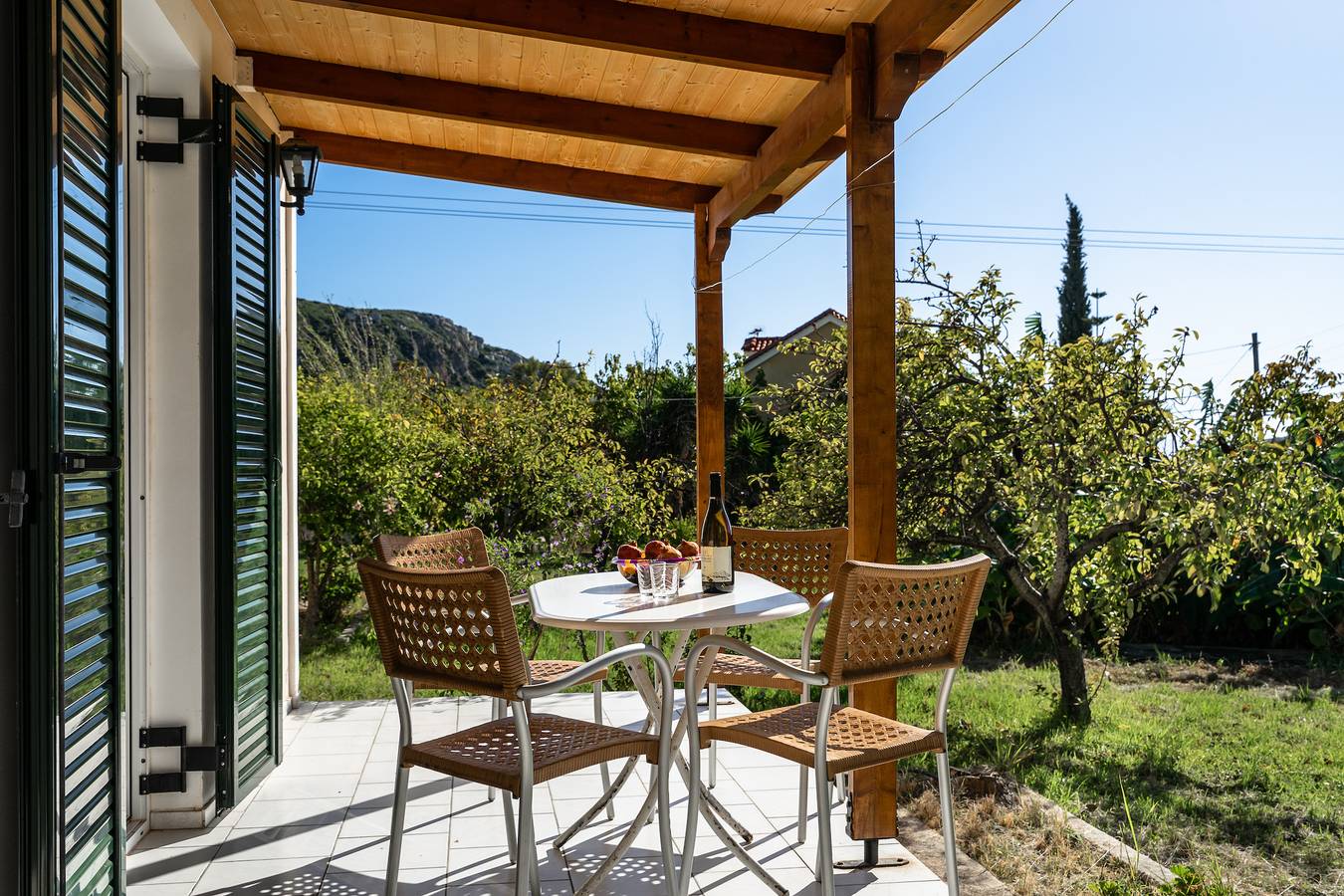 Ganze Wohnung, Ferienwohnung Pantelios Village apartment 3 mit Bergblick, Balkon und Wlan in Kefalonia