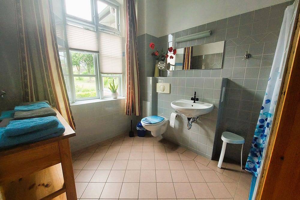 Ganze Wohnung, Kastaniengut Johannes  Objekt-Id 121251 - Gutshaus Kastaniengut Objekt-Id 121251 in Grabowhöfe, Mecklenburgische Seenplatte