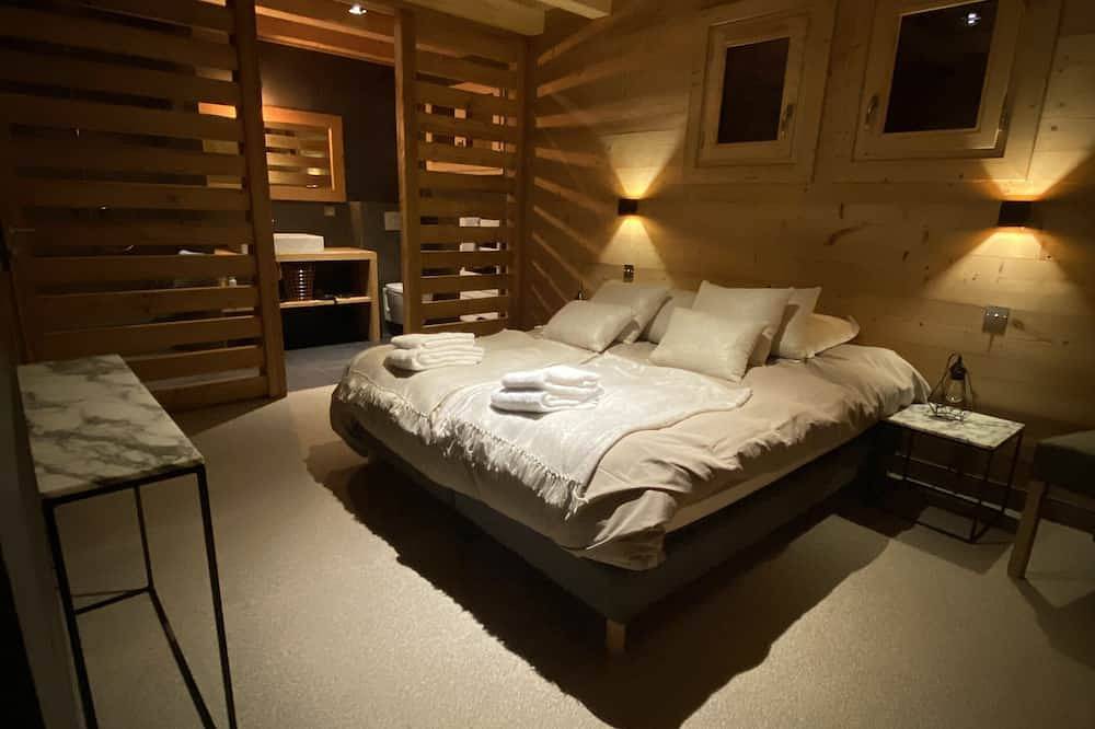 Schöne neue Chalet für 10 Personen mit Jacuzzi und Sauna in Notre-Dame-de-Bellecombe, Albertville und Umgebung