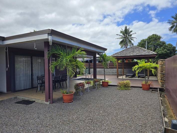 Villa pour 4 personnes, avec piscine et jardin