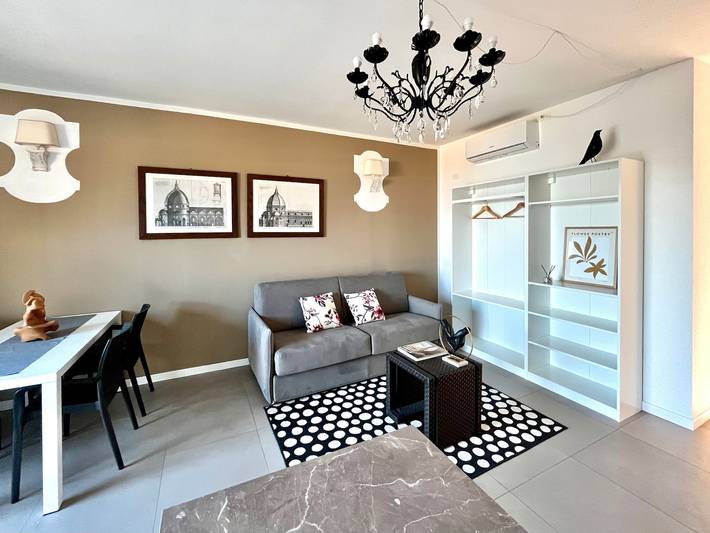 Appartamento per 4 persone, con vista lago e giardino nonché balcone a Padenghe sul Garda