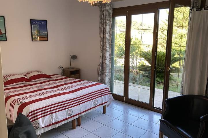 Villa pour 14 personnes, avec jardin et piscine, animaux acceptés dans les Alpes maritimes - 2