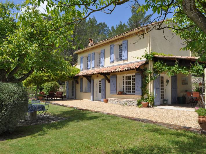 Location de vacances pour 10 personnes, avec terrasse et jardin, animaux acceptés à Cotignac - 3