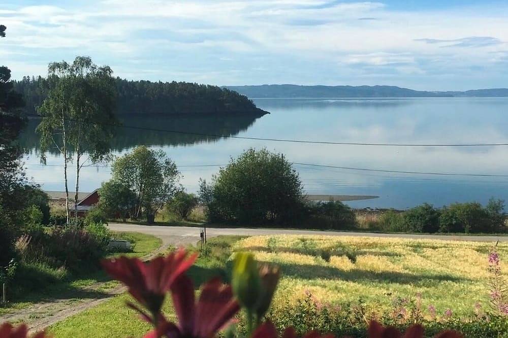 Cozy holiday house by the sea - Skjevikstranden, Steinkjer, Norway in Steinkjer