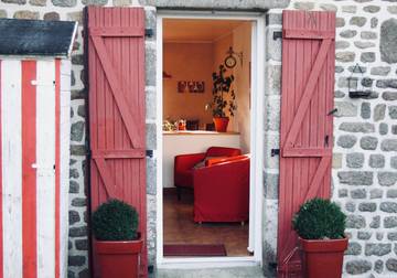 Gîte pour 4 personnes, avec jardin et terrasse à Saint-Laurent-de-Terregatte