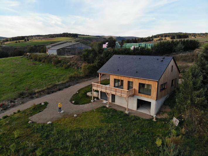 Maison de campagne pour 8 personnes, avec vue et jardin à Le Bleymard - 3