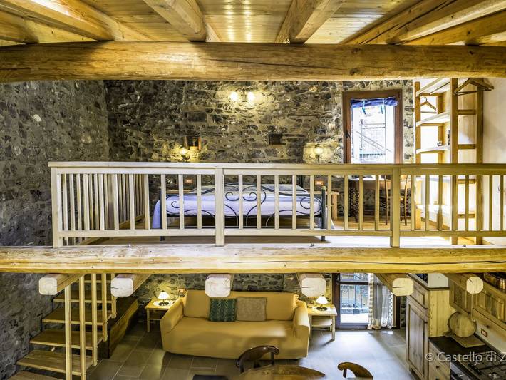 Appartamento intero, Studio-Apartment mit Zwischengeschoss in einem historischen Gebäude in Zorzino in Riva di Solto, Comune di Riva di Solto