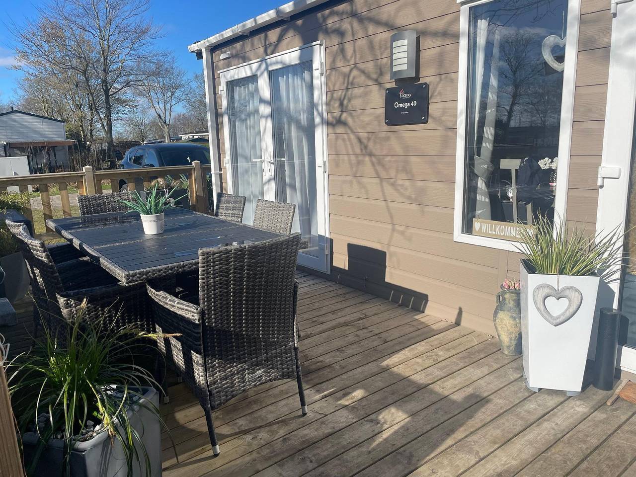 Ganze Ferienwohnung, Chalet "Chiara" in Strandlage in Lauwersmeer, Niederländische Nordsee