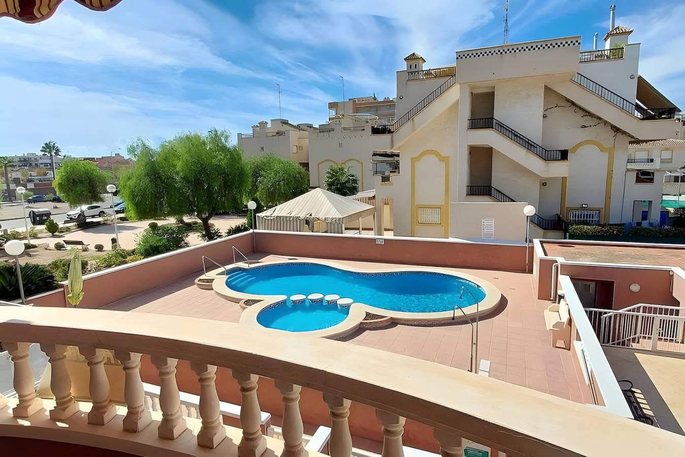 Ganze Wohnung, Ferienwohnung 'Apartamento Salamanca 4' mit Gemeinschaftspool, Wi-Fi und Klimaanlage in Santa Pola, Costa Blanca