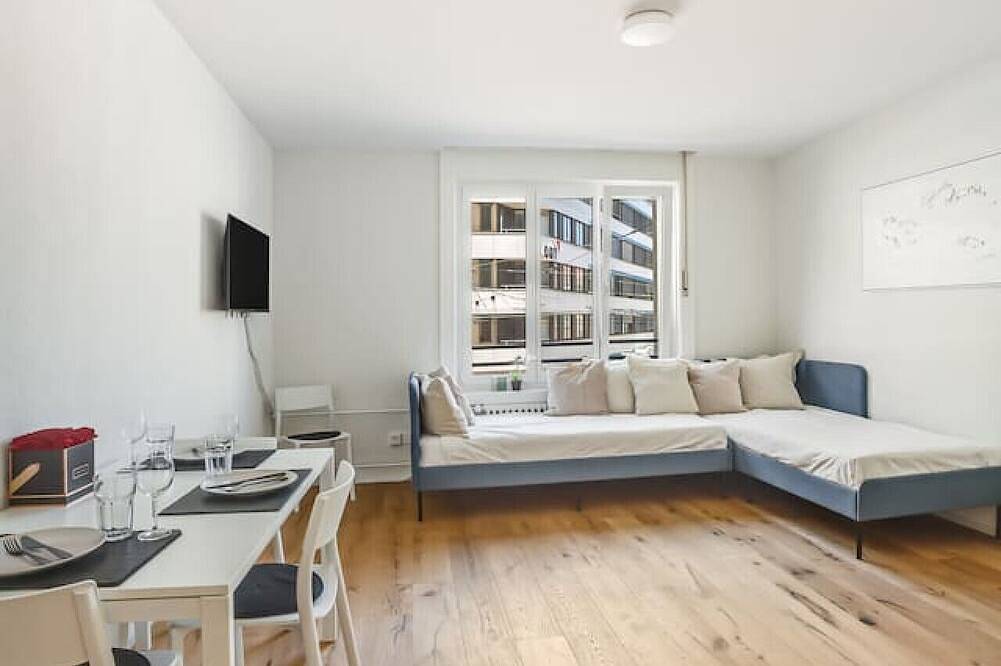 Apartamento entero, 2.5 rooms in central top location near the trade fair in St. Gallen, Lake Constance (Switzerland)