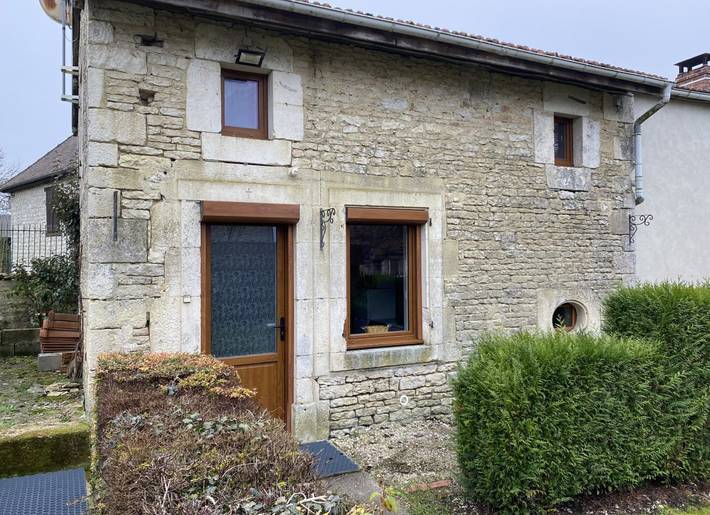 Gîte pour 2 personnes, avec jardin à Rizaucourt-Buchey