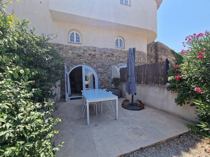 Gîte pour 8 personnes, avec piscine