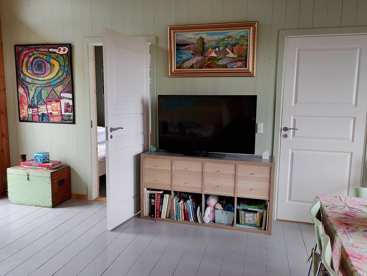Ruhiges Ferienhaus mit Blick nah am Fjord in Kirke Hyllinge, Nordostseeland