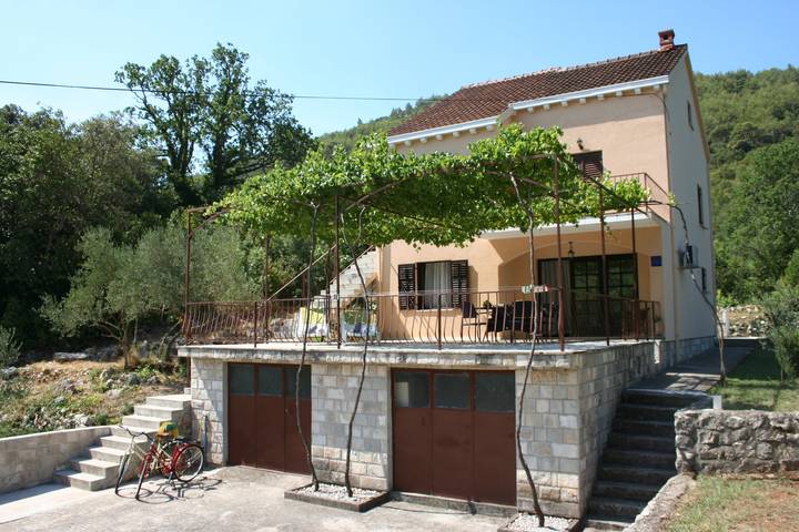 Ganze Wohnung, 2-Zimmer-Ferienwohnung am Strand Broce, Peljesac A-11282-a in Ston, Dubrovnik-Neretva