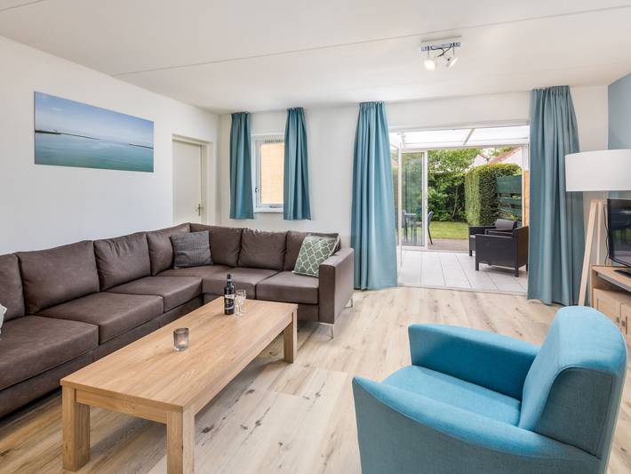 Ferienhaus für 8 Personen, mit Terrasse und Garten sowie Pool in Breskens