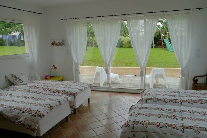 Location de vacances pour 6 personnes, avec jardin et terrasse à Saint-Martin-de-Gurson - 4