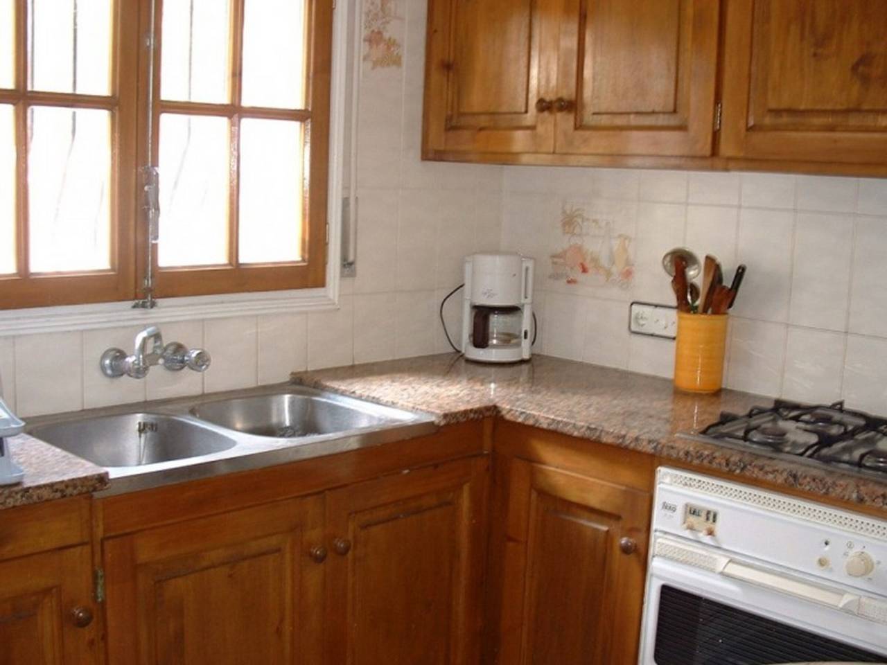 Casa acogedora para 6 pers. en L'Escala con jardín y piscina comunitaria in Platja de Montgó (Torroella de Montgrí), Torroella de Montgrí