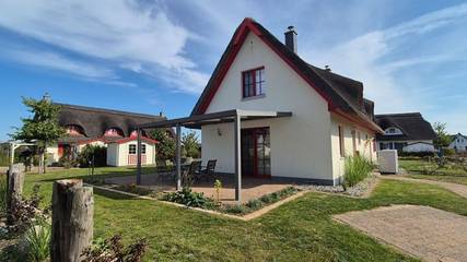 Ferienhaus für 2 Personen, mit Garten und Terrasse in Zierow