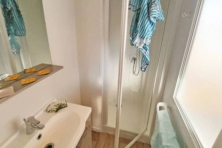 Zecamping 3* chiens acceptés mobil-home clim 28m2 6 pers in Bauduen, Brignoles Region
