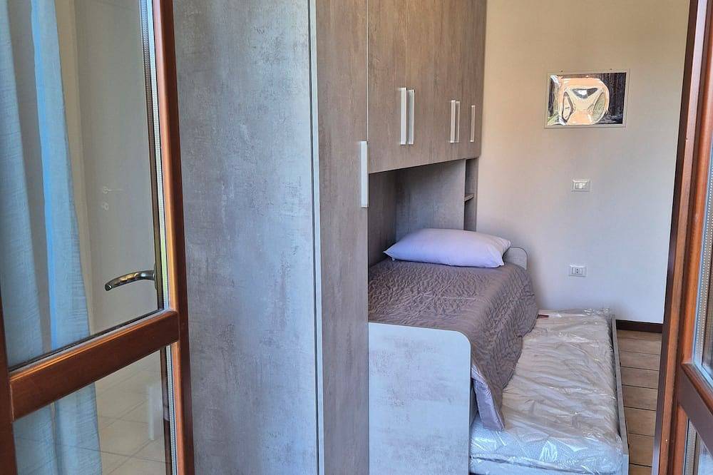 Apartamento entero, Ideal for starting to visit the castles, the centre of Bologna and Modena. in Vignola, Provincia de Módena