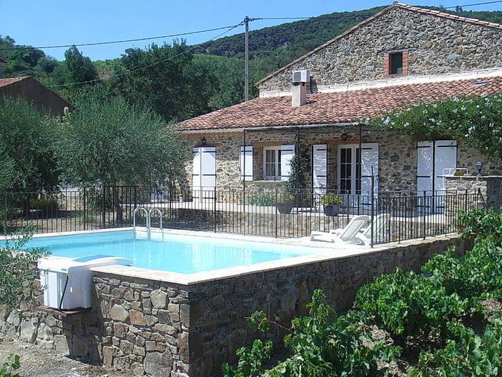 Casa de huéspedes para 4 personas, con jardín y piscina - 1