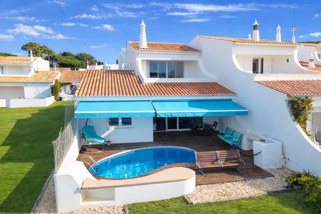 Ferienhaus für 6 Personen mit Balkon in Vale do Lobo, Almancil