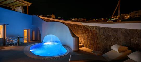 Villa for 4 Guests in Akrotiri, Santorini, Picture 3