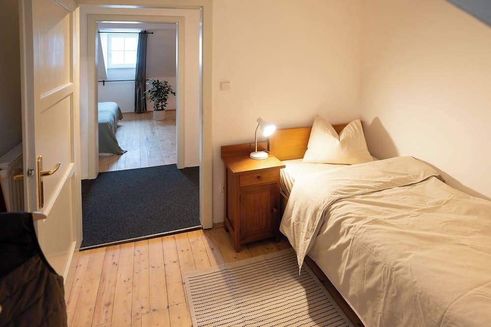Ganze Wohnung, Idyllisches Apartment am Ritten – Ruhe, Natur & Dolomitenblick. Mobilcard inkl. in Oberbozen, Ritten