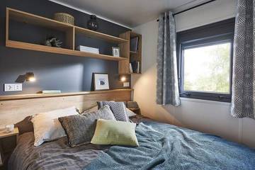 Mobil home pour 6 personnes, avec terrasse à Les Cabannes