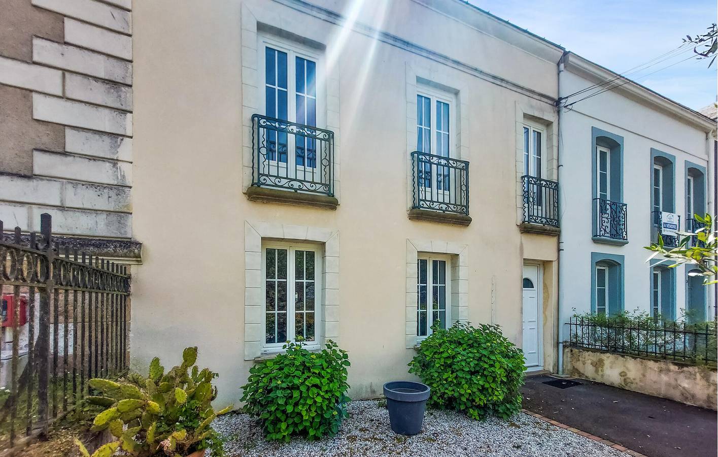 Appartement confortable avec Wifi et terrasse, à proximité de Corsept in Paimbœuf, Vallée de la Loire