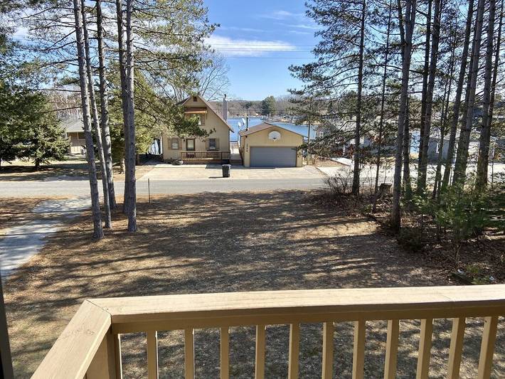 Vacation rental for 10 people, with yard and balcony, with pets in Silver Lake