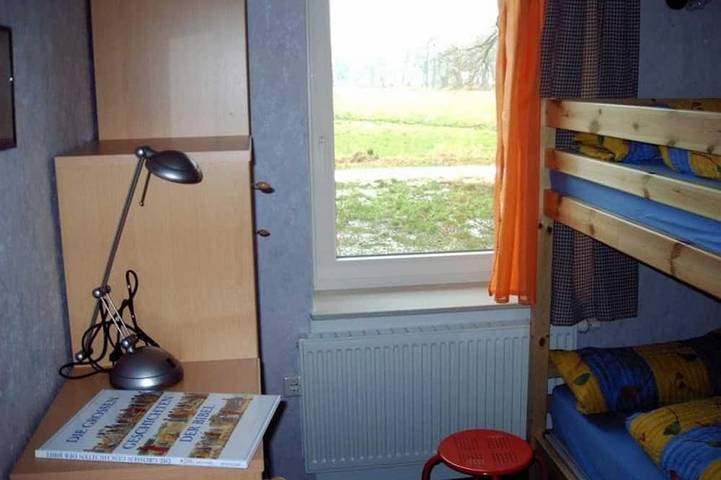 Ferienhaus für 3 Personen, mit Terrasse und Pool sowie Sauna und Garten in Westoverledingen - 3