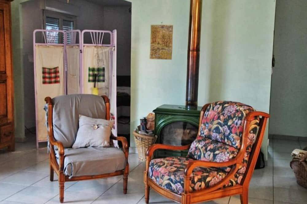 Nueva casa en una tranquila y confortable, con hermosas vistas 5-6 personas in Lamastre, Parc naturel régional des Monts d'Ardèche