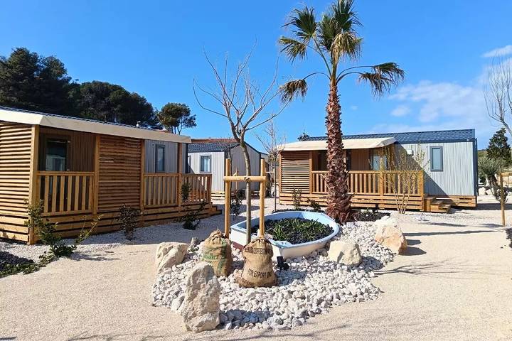 Camping für 4 Personen, mit Pool und Terrasse, mit Haustier in Martigues - 4