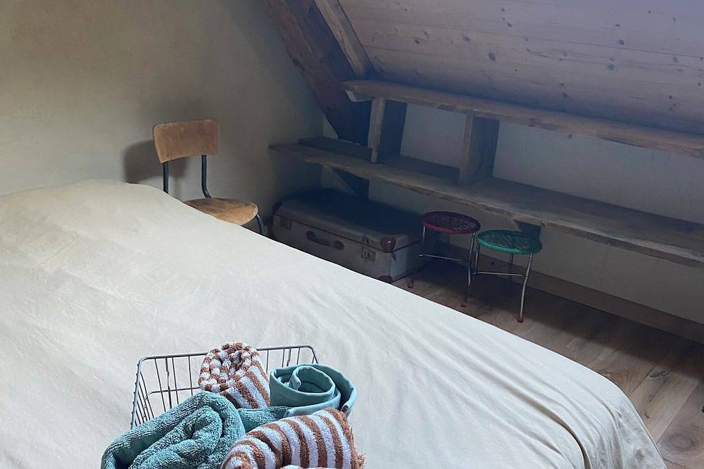 Atmospheric gite, a place where nature, adventure and peace come together. in Saint-Jean-de-Maurienne, Saint-Jean-de-Maurienne region
