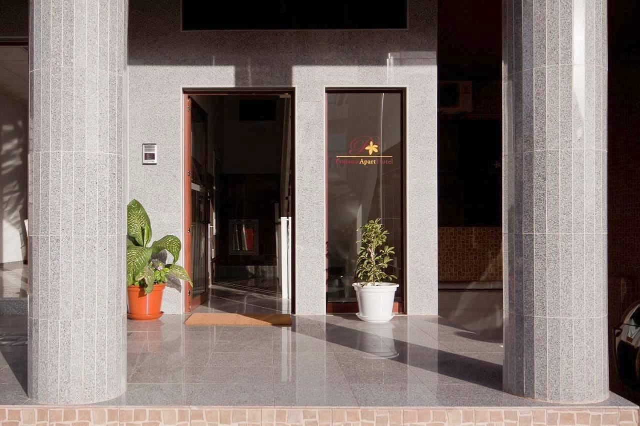 Aparthotel Praiano in Praia