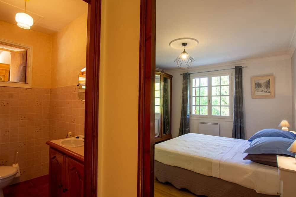 Maison spacieuse avec piscine privée et internet à Villamblard in Villamblard, Périgord Pourpre