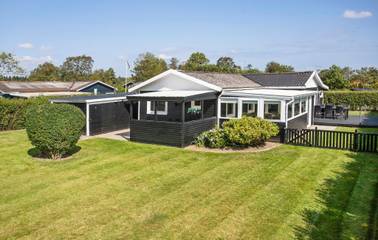 Ferienhaus für 6 Personen, mit Terrasse und Garten, mit Haustier in Diernæs